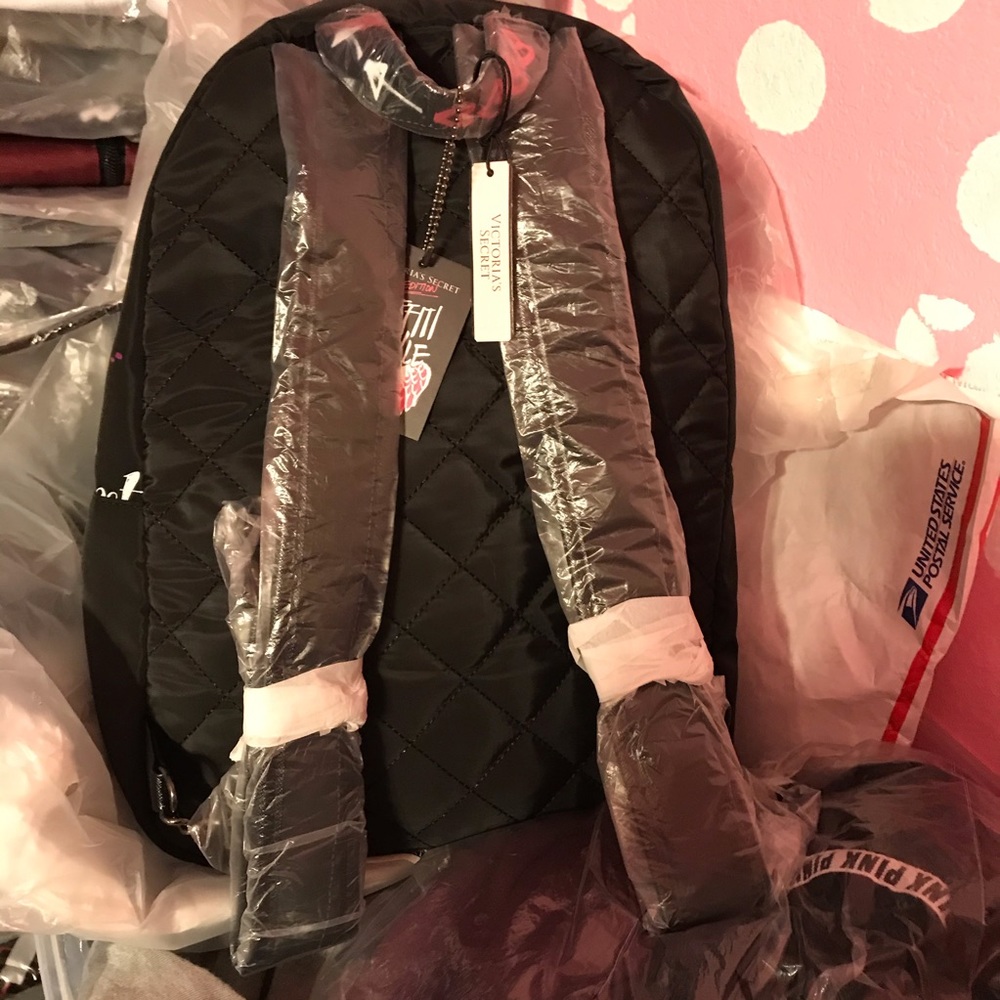 Vs Backpack Black Graffiti travel tote BACKPACK graffiti 2018 fashion show RARE - Picture 11 of 16